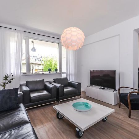 66 Apartment - Stylish Two Bedroom In Lozenets District By Flat Mаnager Sófia Exterior foto