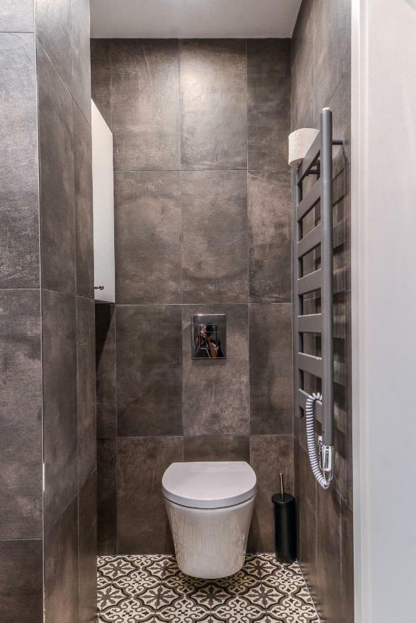 66 Apartment - Stylish Two Bedroom In Lozenets District By Flat Mаnager Sófia Exterior foto